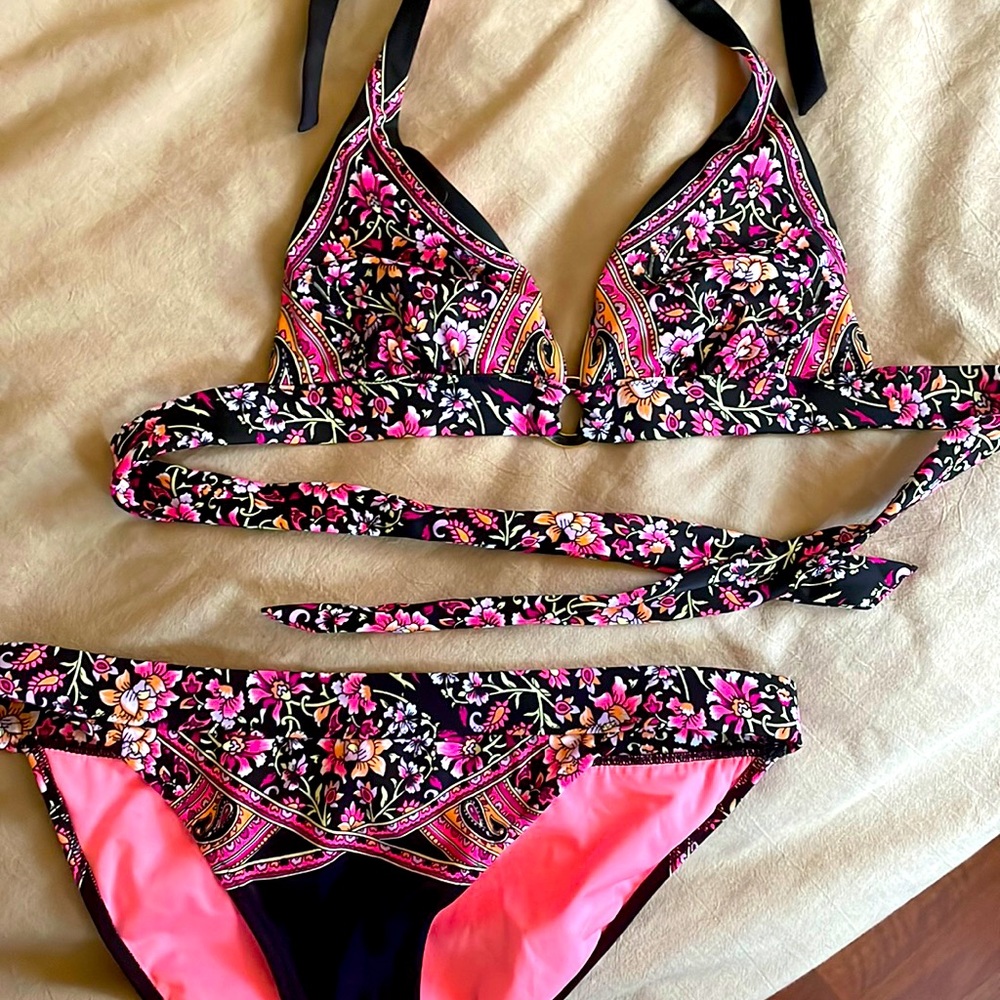 Victoria's Secret Bikini Set Size Medium